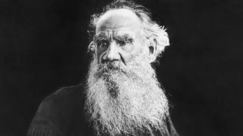 Le&oacute;n Tolst&oacute;i