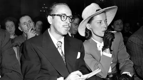 Dalton y su esposa Cleo ante el Comit&eacute; de Actividades Antiamericanas (1947)